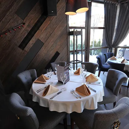 Boutique Uniqato ホテル 3*