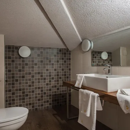 Boutique Uniqato バンスコ